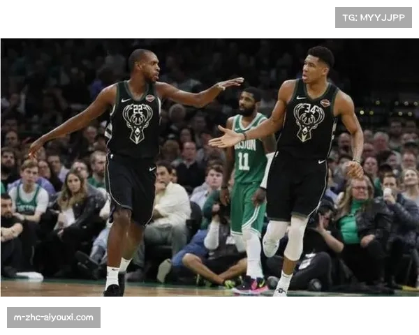 扬尼斯阿德托昆博右小腿拉伤继续缺阵 雄鹿内线冲击力大幅削弱